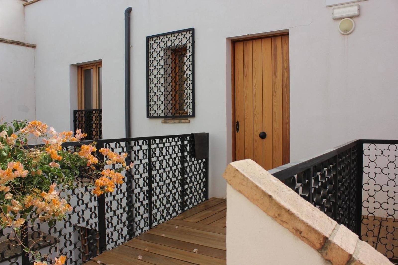 Апартаменты La Casa De La Escalera 1 Derecha Кордова Экстерьер фото